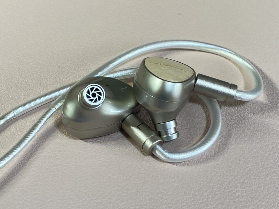 Sivga Queのフィルターは金属製。