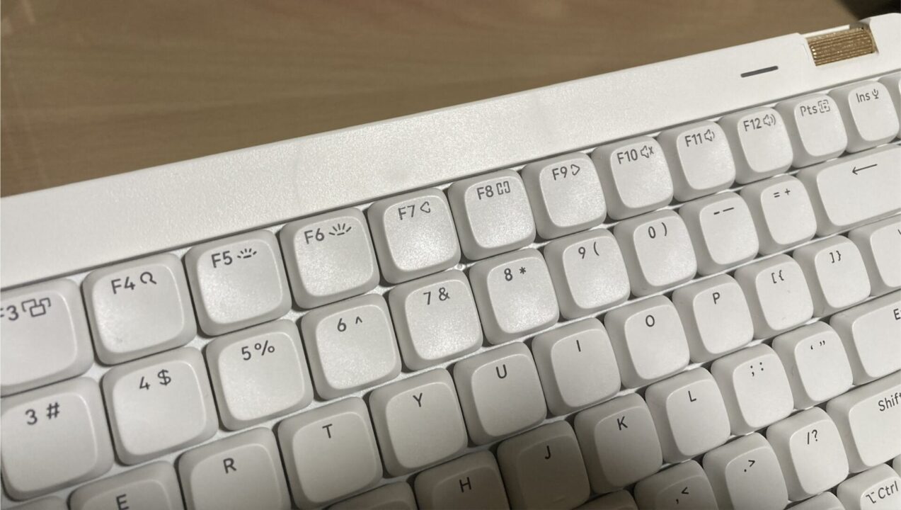 Lofree Flow Liteレビュー。残念な見た目。