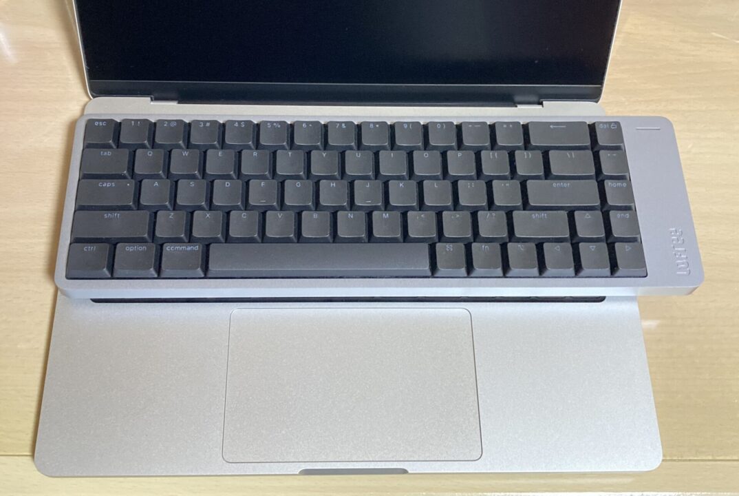 Lofree Flow2とMacBook Pro 14インチで尊師スタイル