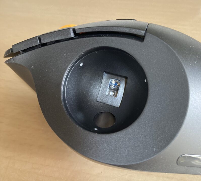 ProtoArc EM02 トラックボールマウスのレビュー