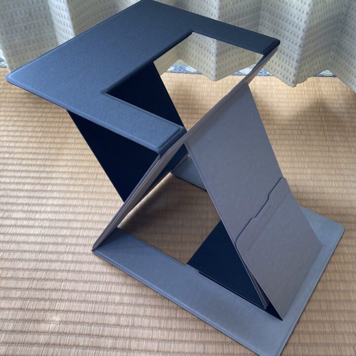 スタンディングデスクに憧れて買ったMOFT Zをレビュー